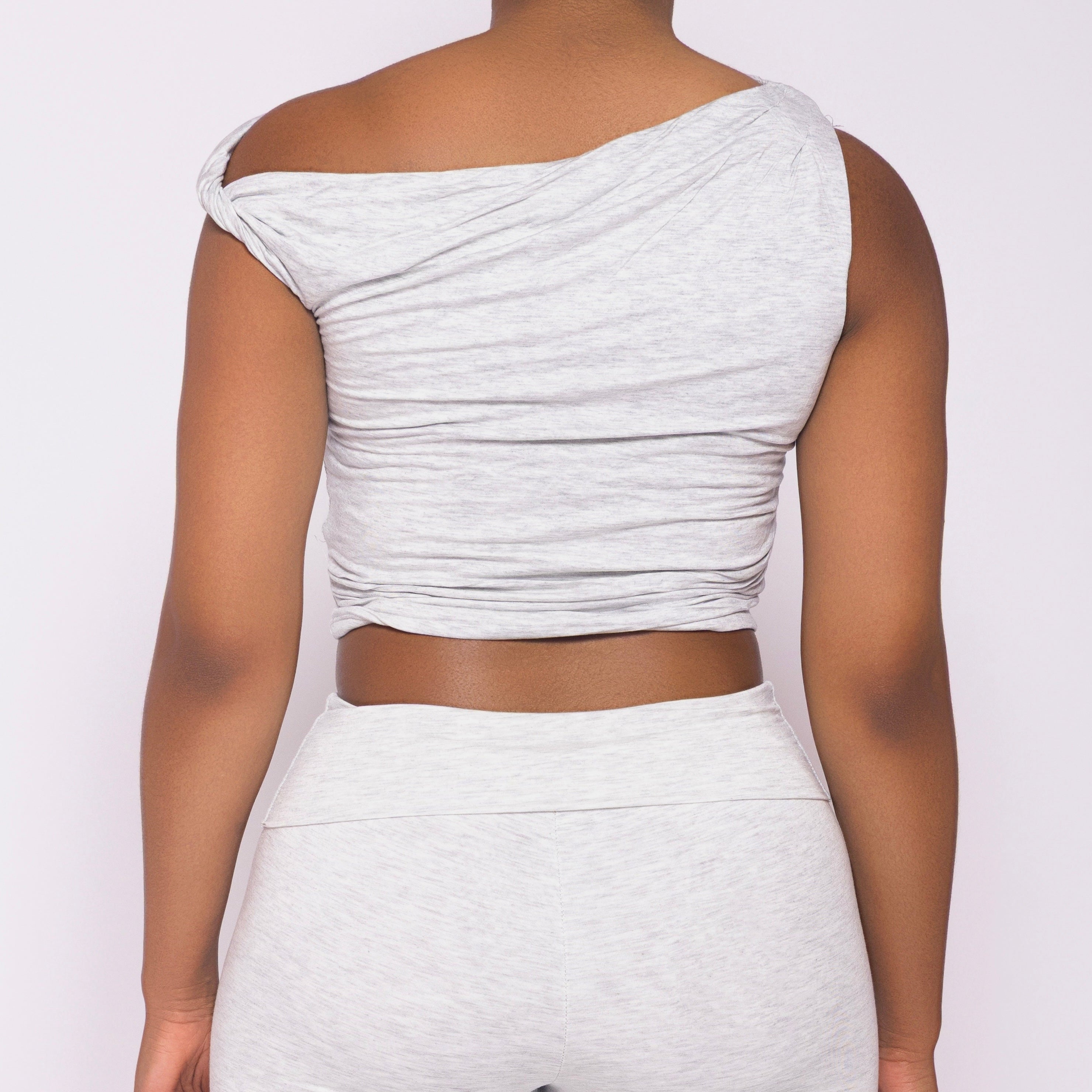 Asymmetric Twist Top