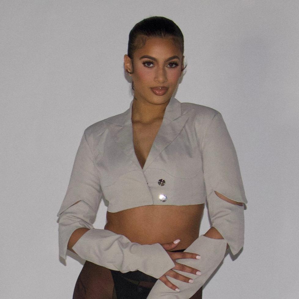 Cropped Cut Blazer